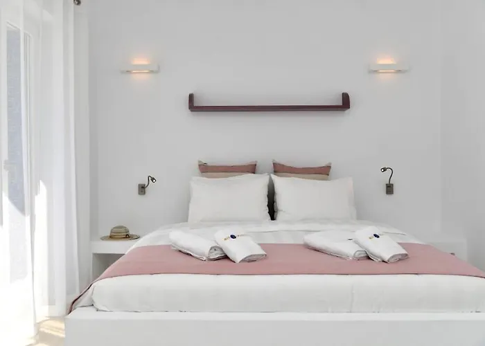 Blue Amaryllis Hotel *